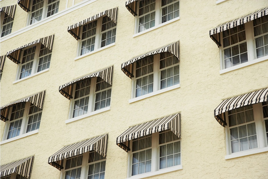 ventanas con toldos